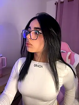 Emily-14 online show from November 18, 2025, 2:49 am