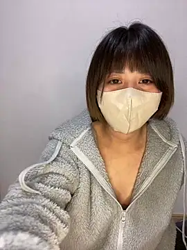 Snapshot of -anzu-o chatting on December 31, 2024, 1:19 pm -anzu-o online show from December 31, 2024, 1:19 pm