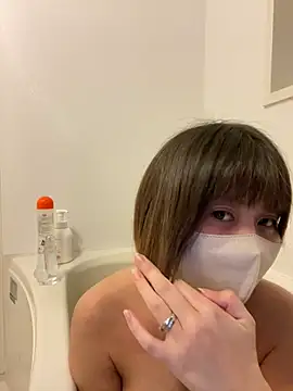 Snapshot of -anzu-o chatting on December 28, 2024, 12:35 pm -anzu-o online show from December 28, 2024, 12:35 pm