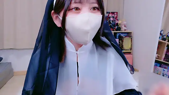 Snapshot of -anzu-o chatting on September 12, 2025, 8:19 pm -anzu-o online show from September 12, 2025, 8:19 pm