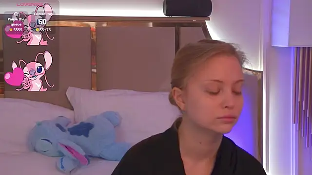 DorisHell online show from November 9, 2025, 3:21 am