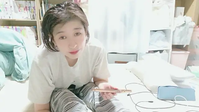 Snapshot of morikawa_sayaka chatting on June 1, 2026, 1:00 pm morikawa sayaka online show from June 1, 2026, 1:00 pm