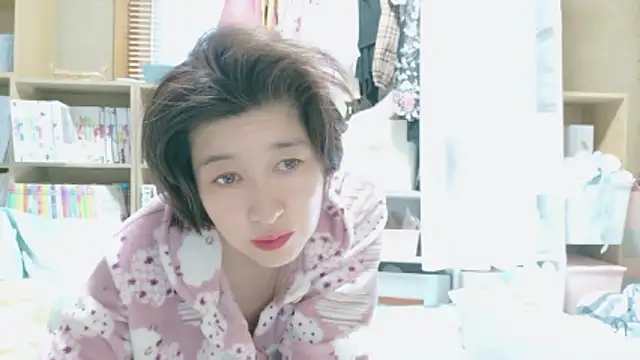 Snapshot of morikawa_sayaka chatting on May 18, 2026, 11:20 pm morikawa sayaka online show from May 18, 2026, 11:20 pm