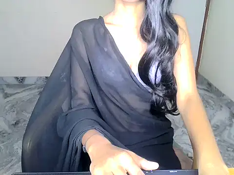 Snapshot of kritikadoll chatting on October 26, 2025, 4:02 am kritikadoll online show from October 26, 2025, 4:02 am