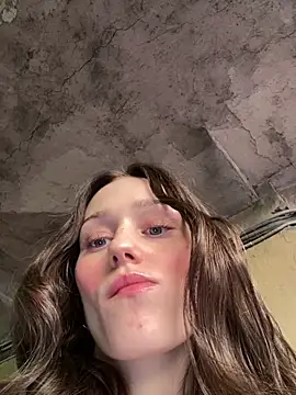 Mia Mia M online show from March 27, 2026, 2:18 pm