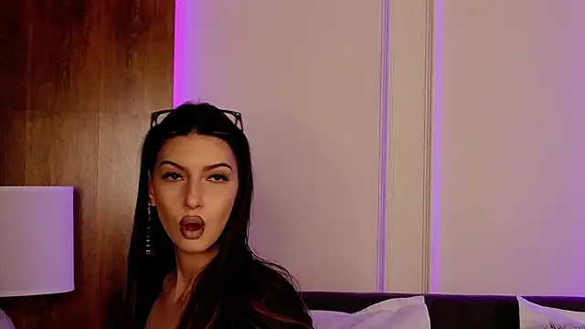 Snapshot of SkylerSpark chatting on March 12, 2025, 8:09 pm SkylerSpark online show from March 12, 2025, 8:09 pm