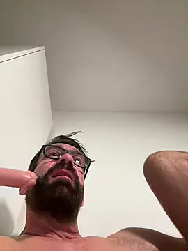 Snapshot of Sash_Ge chatting on February 16, 2025, 1:47 am Sash Ge online show from February 16, 2025, 1:47 am