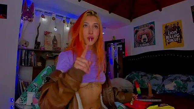 cuteweed420 online show from January 4, 2025, 9:00 am