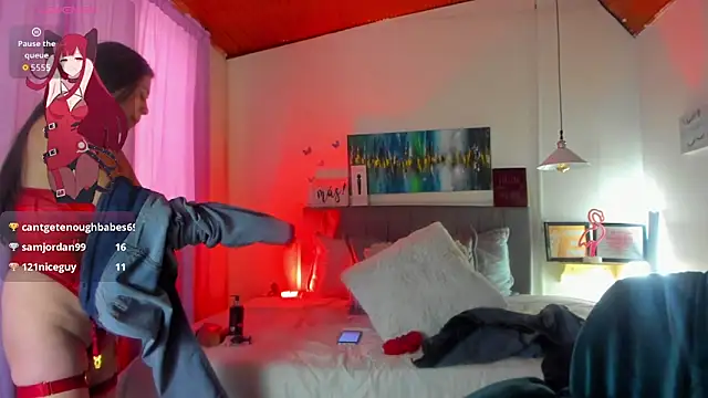  lara1 online show from October 11, 2025, 7:37 pm