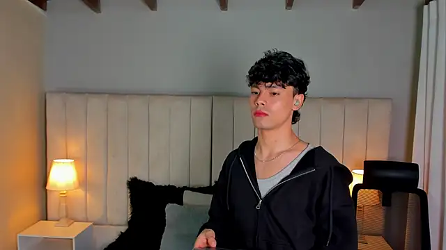 Snapshot of Dammon_Stallion chatting on March 18, 2025, 11:33 am Dammon Stallion online show from March 18, 2025, 11:33 am