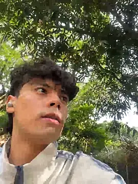 Snapshot of Dammon_Stallion chatting on March 18, 2025, 8:37 pm Dammon Stallion online show from March 18, 2025, 8:37 pm