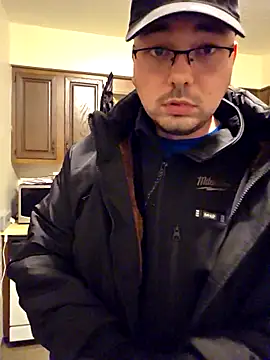 Snapshot of cmichaelxxx chatting on March 21, 2025, 12:07 am cmichaelxxx online show from March 21, 2025, 12:07 am