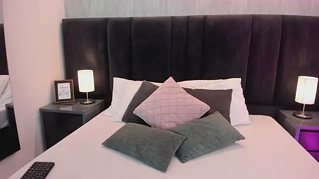 Snapshot of Freyaa__ chatting on September 29, 2025, 9:20 pm Freyaa   online show from September 29, 2025, 9:20 pm