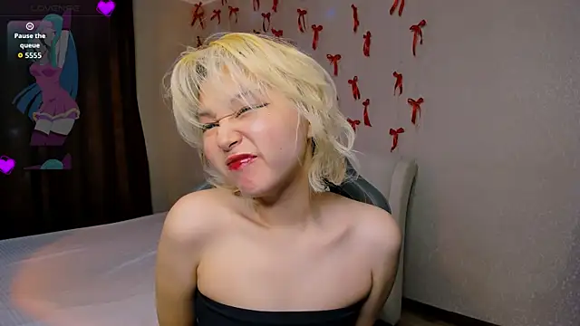 Snapshot of Milla_Aheo chatting on January 16, 2026, 1:04 pm Milla Aheo online show from January 16, 2026, 1:04 pm