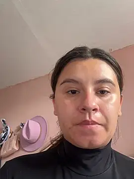 SaraBraun  online show from March 27, 2026, 4:52 pm