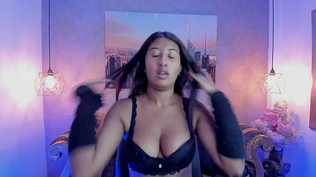 Snapshot of melany_brunette chatting on October 29, 2025, 1:21 pm melany brunette online show from October 29, 2025, 1:21 pm