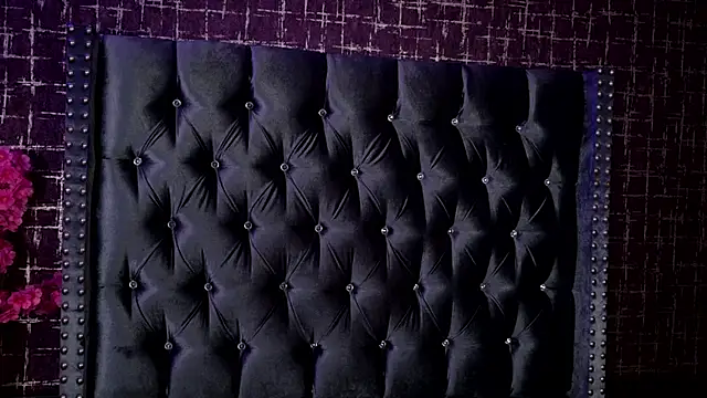 Snapshot of ArtemisaBlake chatting on October 4, 2025, 5:25 pm ArtemisaBlake online show from October 4, 2025, 5:25 pm