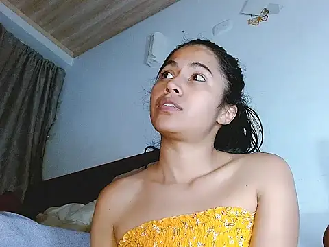 brihanna lena online show from June 11, 2026, 5:26 am