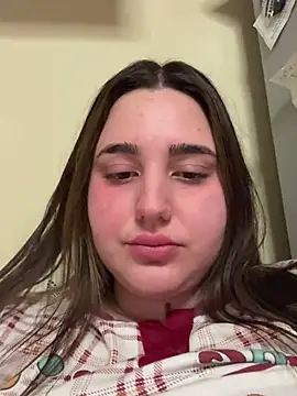 Snapshot of Natalie_21 chatting on February 25, 2025, 3:20 am Natalie 21 online show from February 25, 2025, 3:20 am