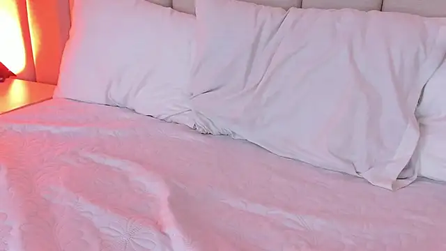 Snapshot of Michell_Wallker chatting on February 27, 2025, 1:19 am Michell Wallker online show from February 27, 2025, 1:19 am