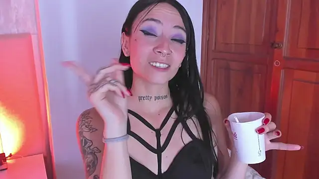 Snapshot of Michell_Wallker chatting on February 15, 2025, 10:21 pm Michell Wallker online show from February 15, 2025, 10:21 pm