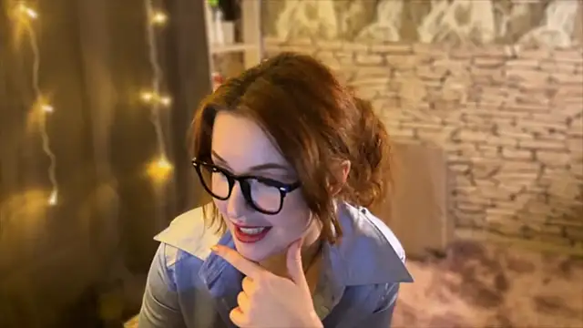 Snapshot of LaurenRossss chatting on January 7, 2025, 2:42 am LaurenRossss online show from January 7, 2025, 2:42 am