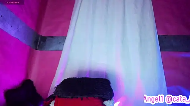 Snapshot of Cata-angel chatting on March 11, 2025, 12:00 am Cata-angel online show from March 11, 2025, 12:00 am