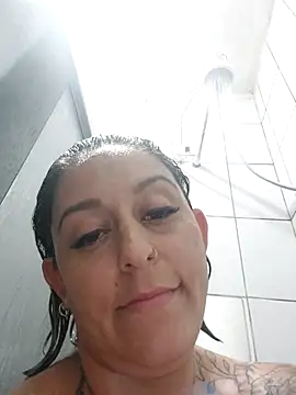 Snapshot of baixinhaloira chatting on February 20, 2025, 2:29 am baixinhaloira online show from February 20, 2025, 2:29 am