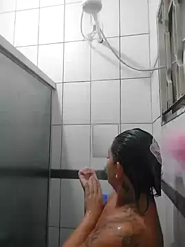 Snapshot of baixinhaloira chatting on January 10, 2025, 12:49 am baixinhaloira online show from January 10, 2025, 12:49 am