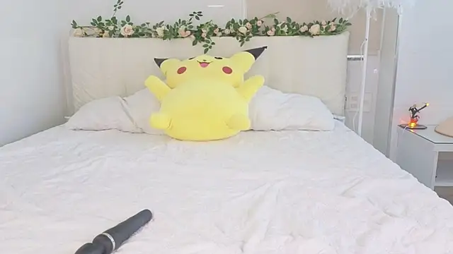 Snapshot of Akina_starr chatting on October 10, 2025, 8:59 am Akina starr online show from October 10, 2025, 8:59 am