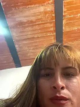 Snapshot of Liah_ferrer chatting on October 1, 2025, 11:41 pm Liah ferrer online show from October 1, 2025, 11:41 pm