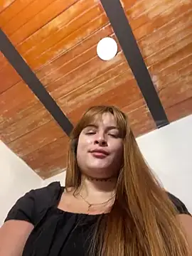 Snapshot of Liah_ferrer chatting on September 24, 2025, 2:40 am Liah ferrer online show from September 24, 2025, 2:40 am