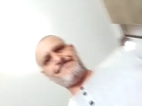 Snapshot of Husoban chatting on October 22, 2025, 11:53 am Husoban online show from October 22, 2025, 11:53 am