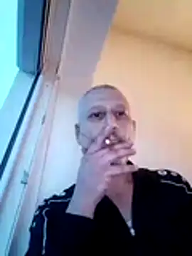 Snapshot of Husoban chatting on October 21, 2025, 4:39 pm Husoban online show from October 21, 2025, 4:39 pm