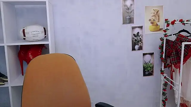 Lina Star S online show from January 14, 2026, 6:50 am