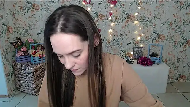 Snapshot of Lina_Star_S chatting on February 21, 2025, 6:29 am Lina Star S online show from February 21, 2025, 6:29 am