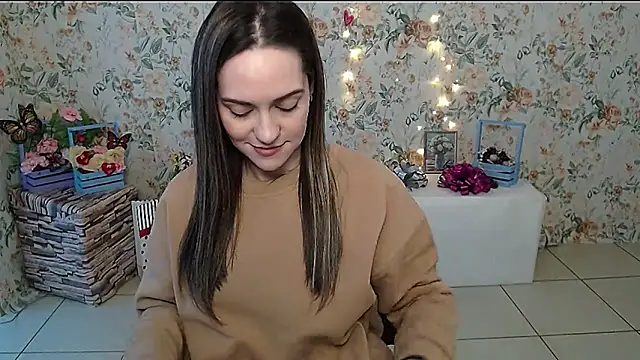 Snapshot of Lina_Star_S chatting on February 25, 2025, 6:47 am Lina Star S online show from February 25, 2025, 6:47 am