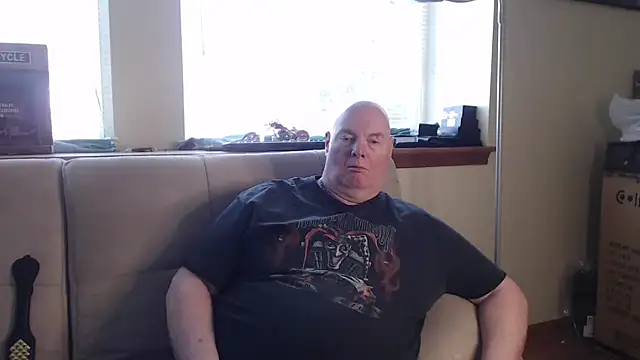 harley99574 online show from December 17, 2025, 5:51 pm