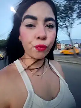 Snapshot of KathaDanger chatting on October 3, 2025, 10:44 pm KathaDanger online show from October 3, 2025, 10:44 pm