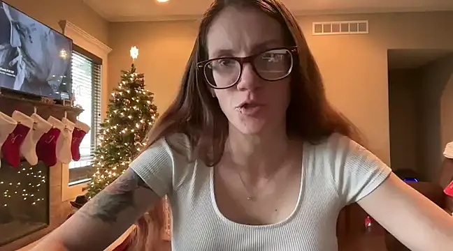 Snapshot of yourstrulylivy69 chatting on December 18, 2024, 2:49 pm yourstrulylivy69 online show from December 18, 2024, 2:49 pm