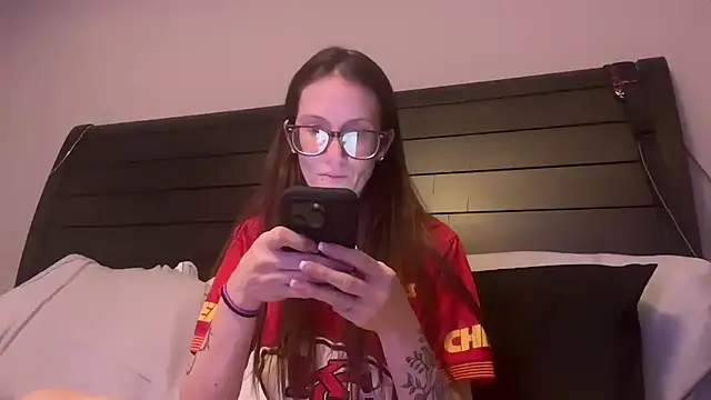 Snapshot of yourstrulylivy69 chatting on January 19, 2025, 1:10 am yourstrulylivy69 online show from January 19, 2025, 1:10 am