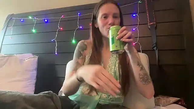 Snapshot of yourstrulylivy69 chatting on March 3, 2025, 3:00 pm yourstrulylivy69 online show from March 3, 2025, 3:00 pm