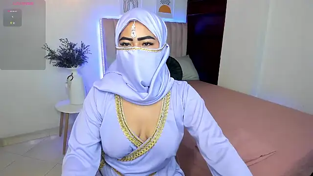 Snapshot of jazmin_anbar chatting on March 3, 2025, 5:41 pm jazmin anbar online show from March 3, 2025, 5:41 pm