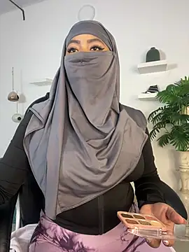 Snapshot of jazmin_anbar chatting on February 4, 2026, 10:21 am jazmin anbar online show from February 4, 2026, 10:21 am