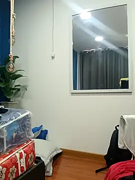 sasi luna online show from October 28, 2025, 1:54 pm