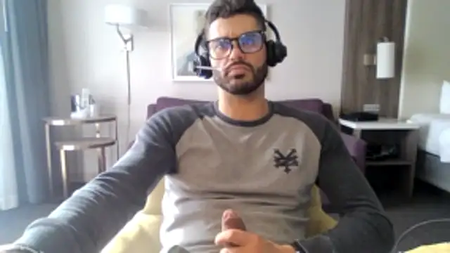 Strokeking4u online show from February 2, 2026, 8:52 pm