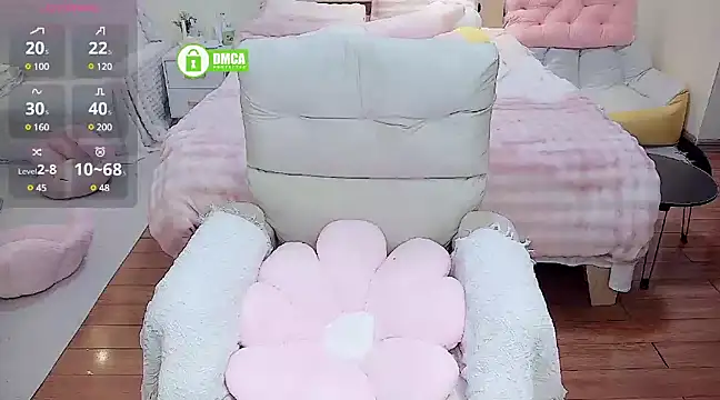 Snapshot of kqiqiqi chatting on February 7, 2025, 1:22 pm kqiqiqi online show from February 7, 2025, 1:22 pm