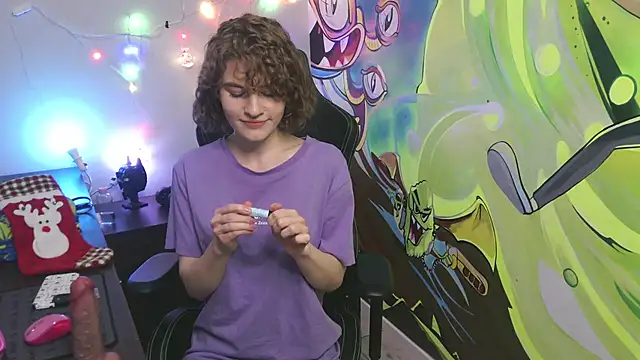 Marceliinii online show from December 28, 2024, 5:35 pm