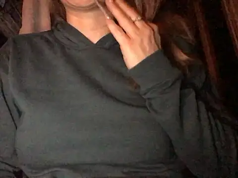 Cally-n online show from February 7, 2025, 10:52 pm