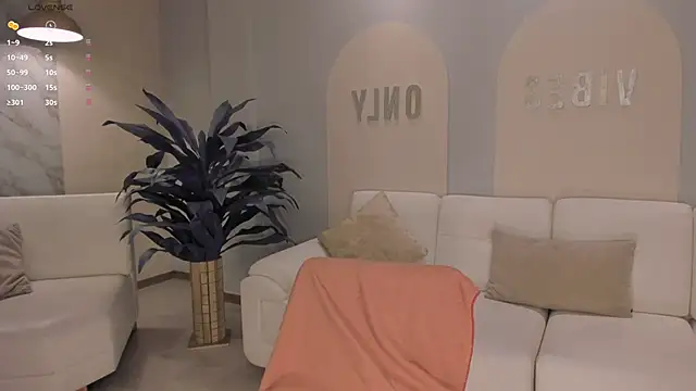 IsabelBornner online show from March 4, 2026, 6:37 pm